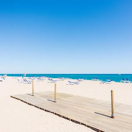 Homeholidaysrentals Barcelona-costa Barcelona Apartment *